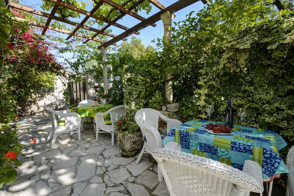 Apartments Milic Млини Екстер'єр фото