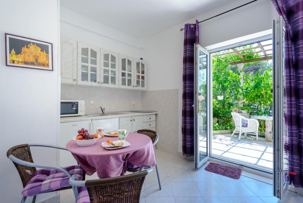 Apartments Milic Млини Екстер'єр фото